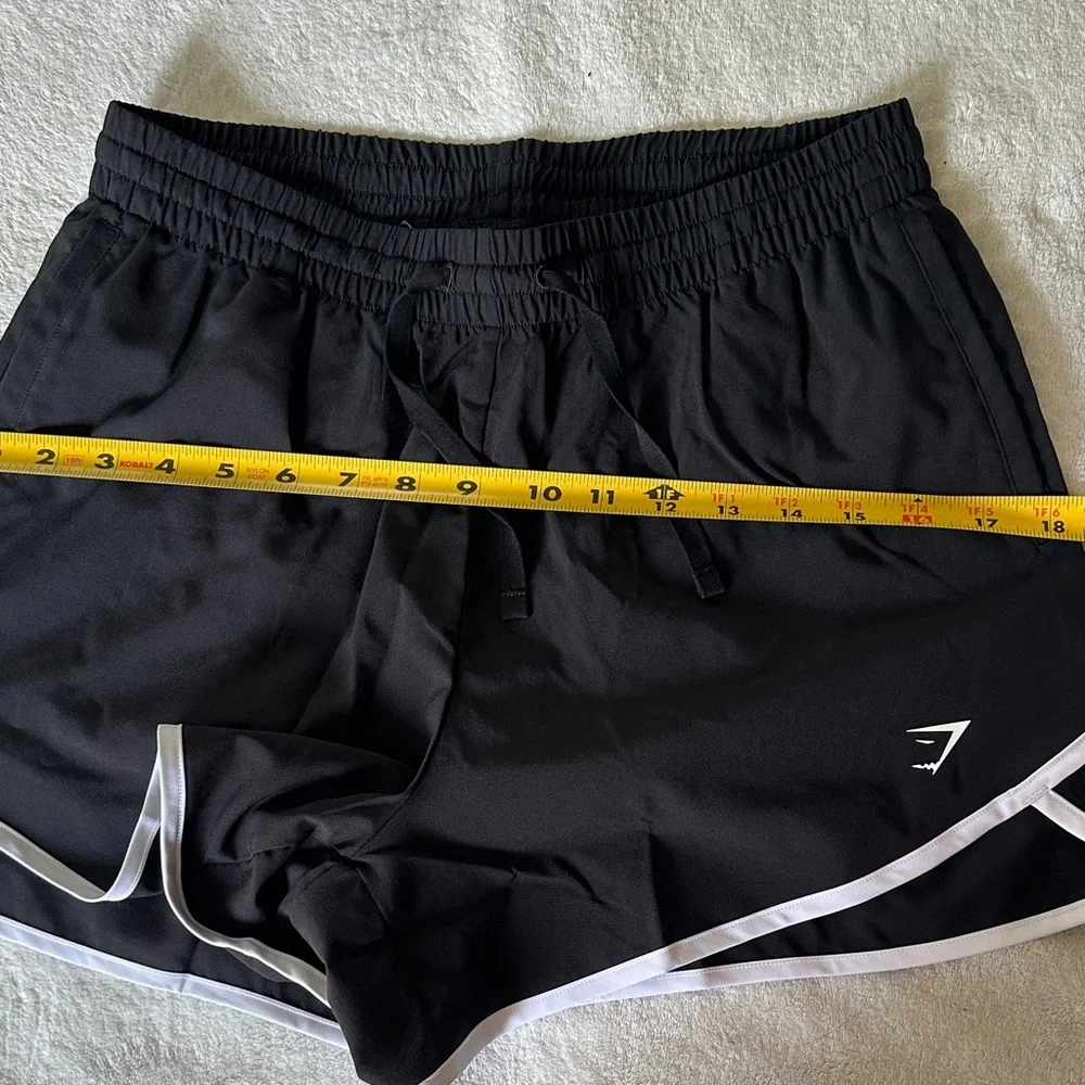 NWOT - Gymshark woman’s Black Athletic Shorts size small - Picture 10 of 12